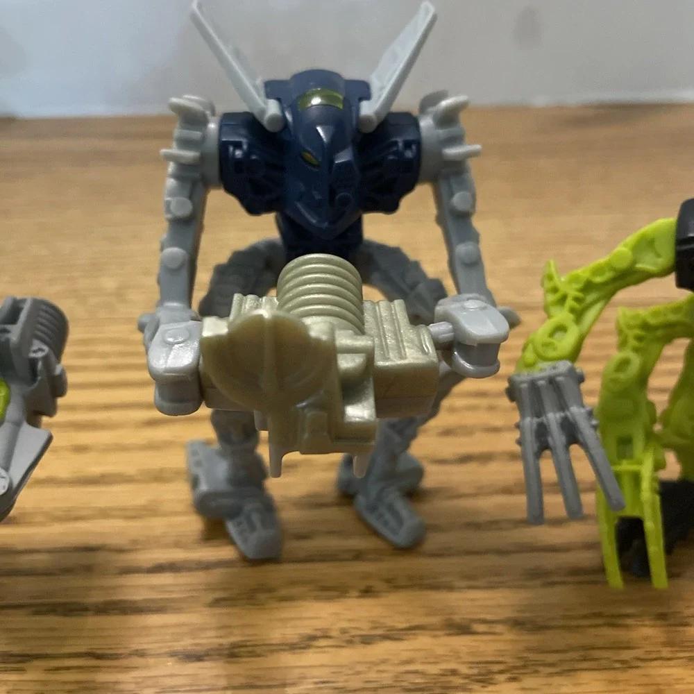 2007-2008 McDonald's Lego‎ Bionicle Toy Figures Lot of 4